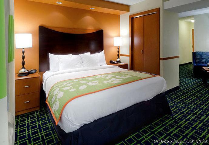 Fairfield Inn & Suites By Marriott Matthews Charlotte Pokoj fotografie